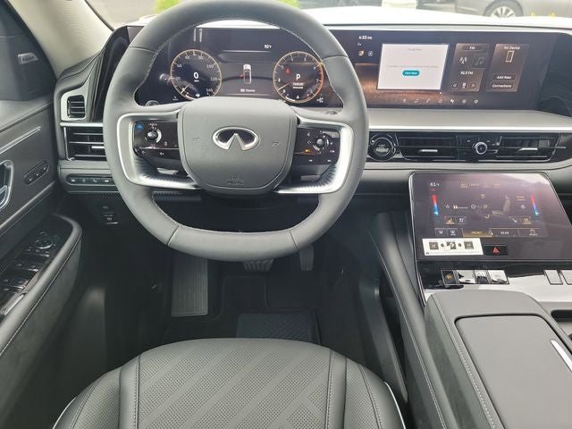 2026 INFINITI QX80 LUXE