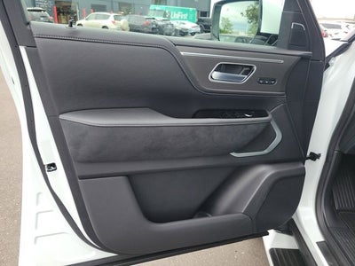 2026 INFINITI QX80 LUXE