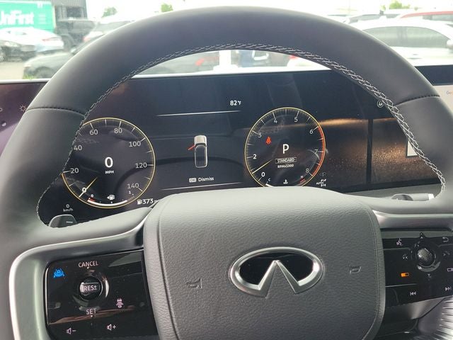 2026 INFINITI QX80 LUXE