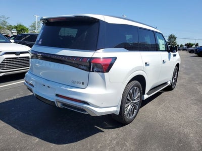 2026 INFINITI QX80 LUXE
