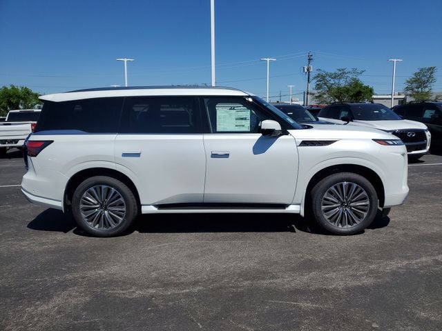 2026 INFINITI QX80 LUXE