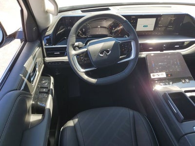 2026 INFINITI QX80 LUXE