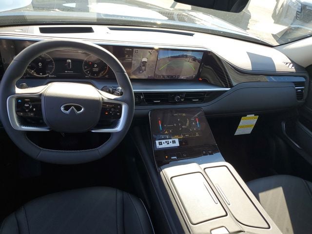 2026 INFINITI QX80 LUXE
