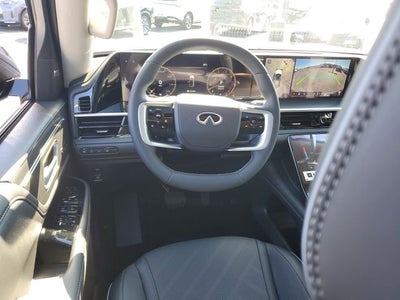 2026 INFINITI QX80 LUXE