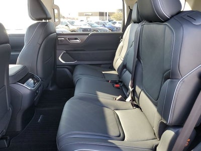 2026 INFINITI QX80 LUXE