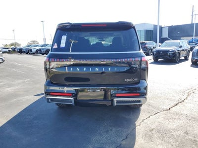 2026 INFINITI QX80 LUXE