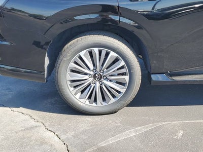 2026 INFINITI QX80 LUXE