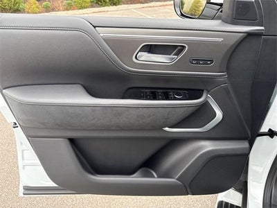 2026 INFINITI QX80 LUXE