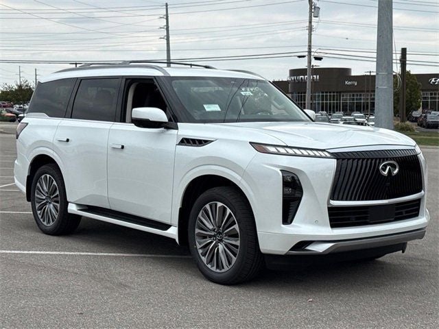 2026 INFINITI QX80 LUXE
