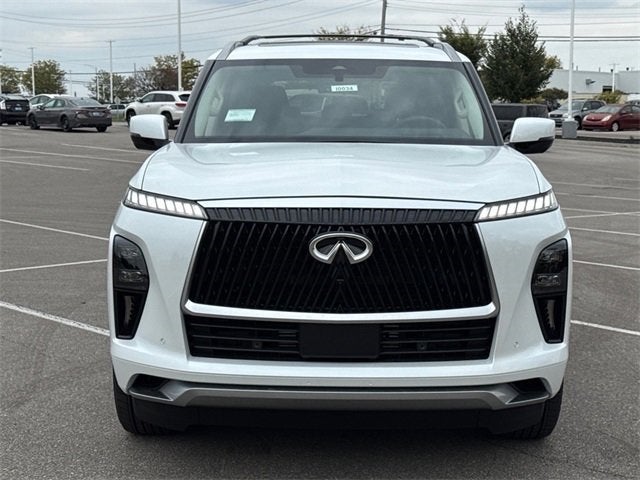 2026 INFINITI QX80 LUXE