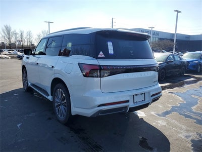 2026 INFINITI QX80 LUXE