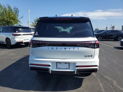 2027 INFINITI QX80 AUTOGRAPH