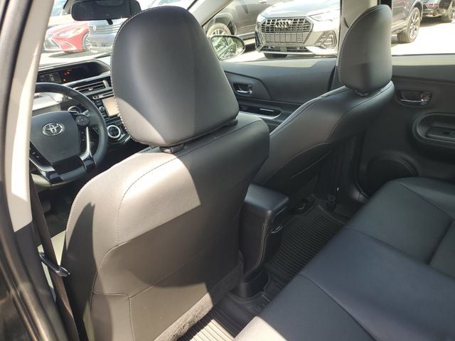 2018 Toyota Prius c Four