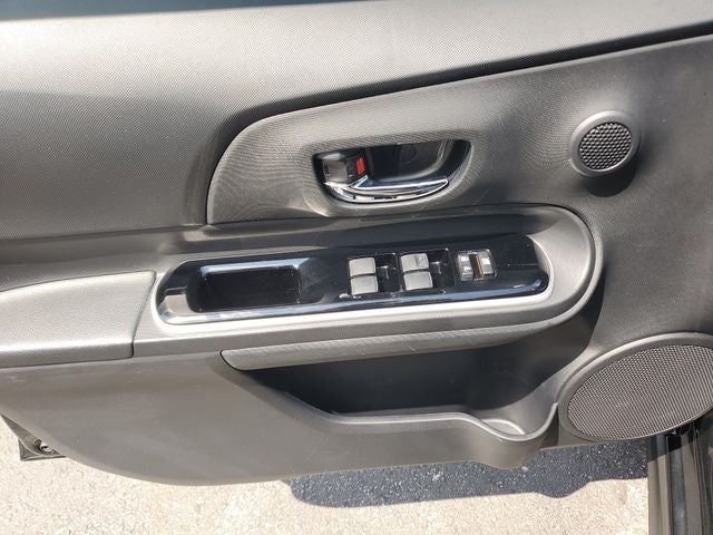 2018 Toyota Prius c Four