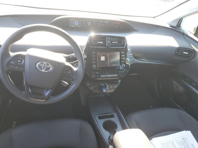 2021 Toyota Prius LE