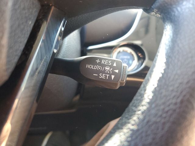 2021 Toyota Prius LE