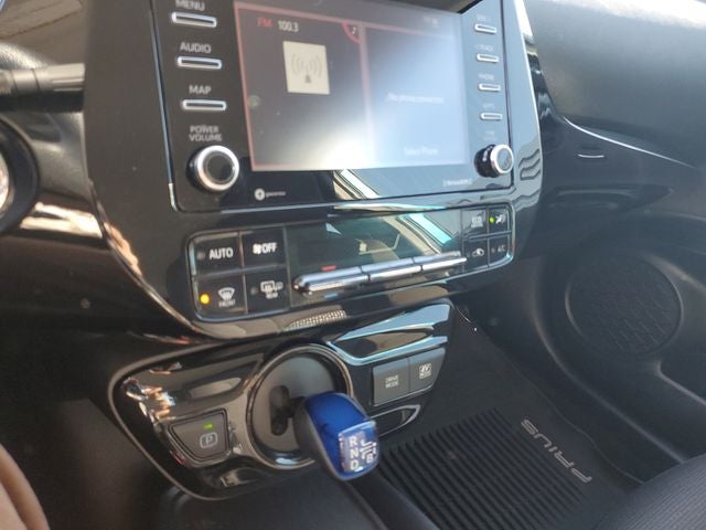 2021 Toyota Prius LE