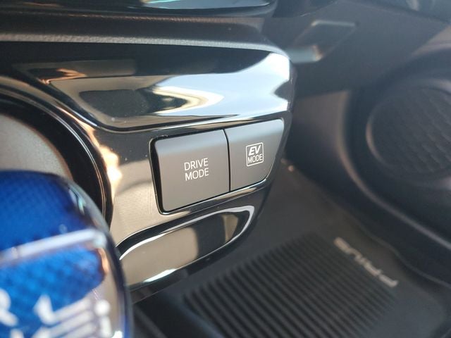 2021 Toyota Prius LE