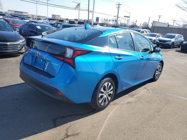 2021 Toyota Prius LE