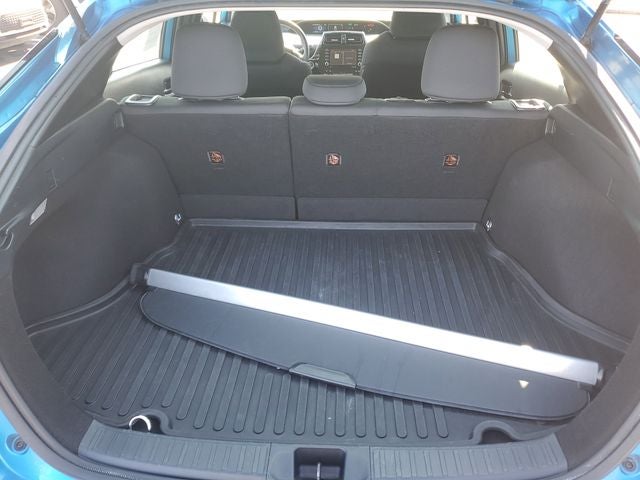 2021 Toyota Prius LE