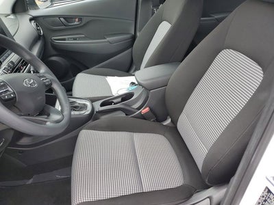 2023 Hyundai Kona SE