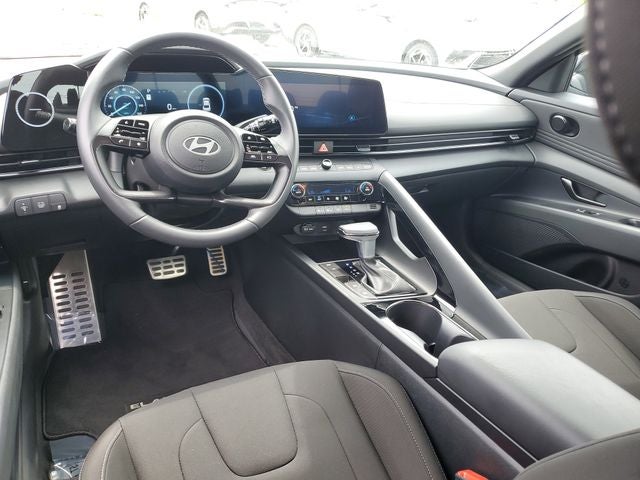 2025 Hyundai Elantra Hybrid SEL Sport