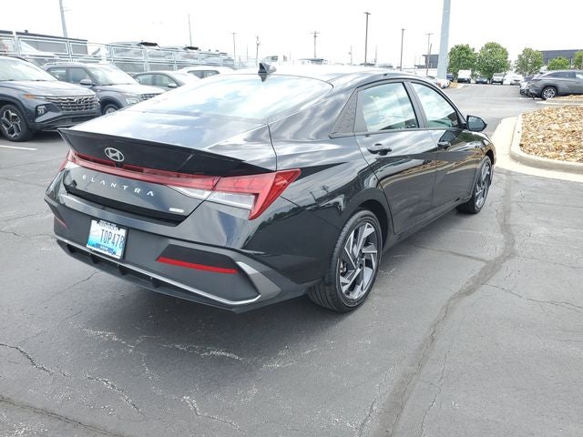 2025 Hyundai Elantra Hybrid SEL Sport