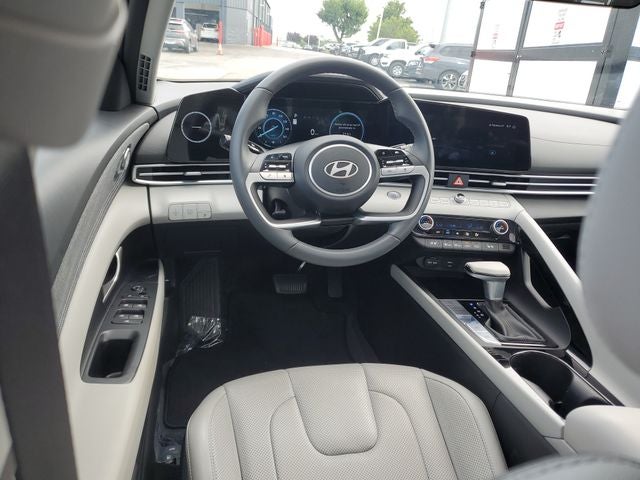 2025 Hyundai Elantra Hybrid Limited