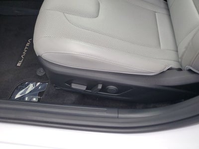 2025 Hyundai Elantra Hybrid Limited