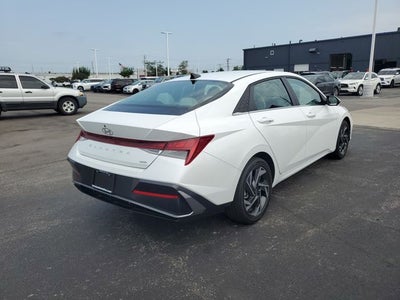 2025 Hyundai Elantra Hybrid Limited