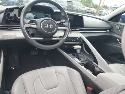2025 Hyundai Elantra Limited