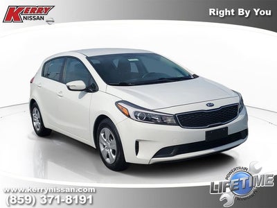 2017 Kia Forte5 LX