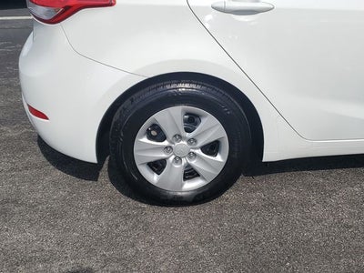 2017 Kia Forte5 LX
