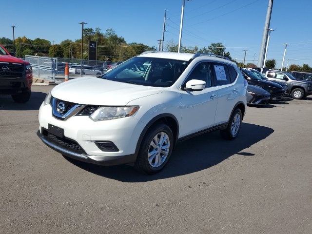 2016 Nissan Rogue SV