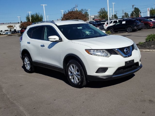 2016 Nissan Rogue SV