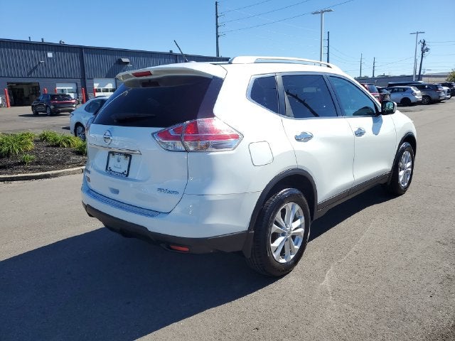 2016 Nissan Rogue SV