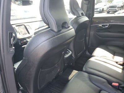 2019 Volvo XC90 T6 Momentum