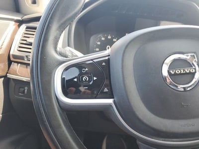 2019 Volvo XC90 T6 Momentum