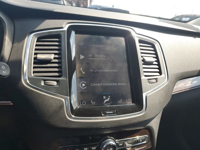 2019 Volvo XC90 T6 Momentum