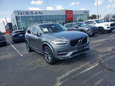 2019 Volvo XC90 T6 Momentum