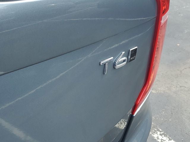 2019 Volvo XC90 T6 Momentum